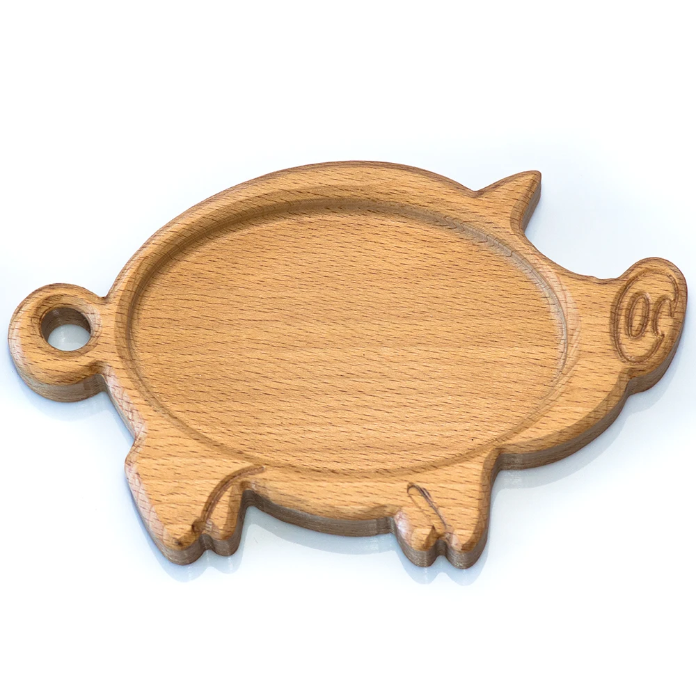 Wooden plate for feeding children pig. Menazhnitsa of beech wood | Мать и ребенок