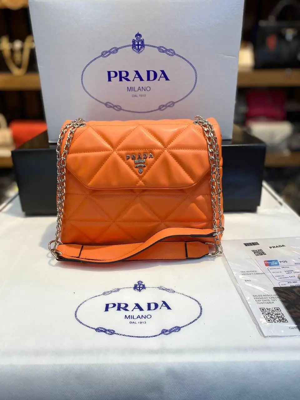 

1st quality women bag. Invoice dust bag + bag