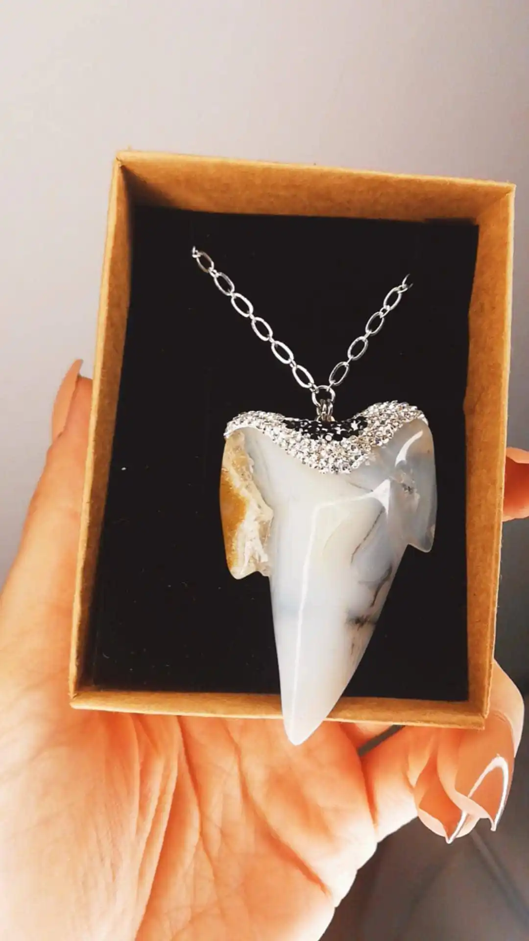 

Agate Stone Necklace 100% Handmade Original Choker Fashion Season Healing İnlaid With Shiny Gray