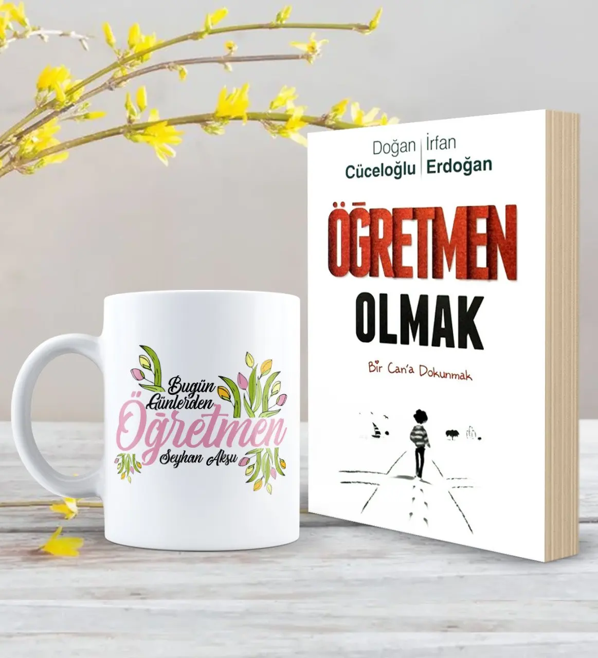 

Personalized Teacher to Book and Mug Gift Set-1
