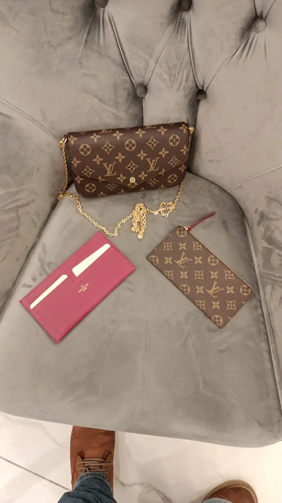 

WOMEN hand bag