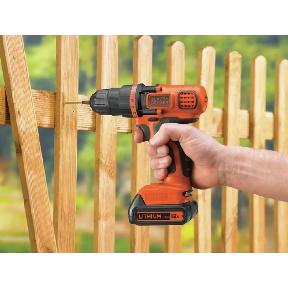 Аккумуляторная дрель-шуруповерт BLACK+DECKER BDCDD18N-XJ 18В без аккумулятора и зарядного