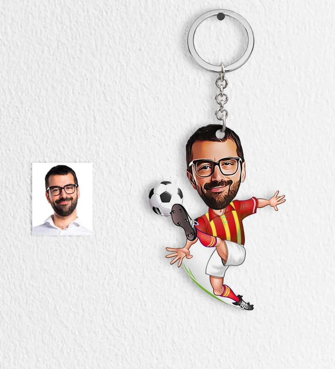 

Персональный футболист Желтый Красный мультфильм Keychain-1