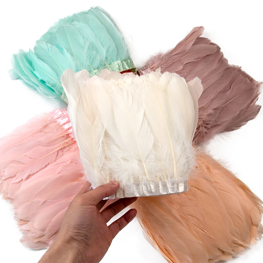 

2Meters/lot Natural White Goose Feather Ribbon Trims 15-20cm Feathers for Carnival Decor Skirt Clothing Sewing Plume Accessories