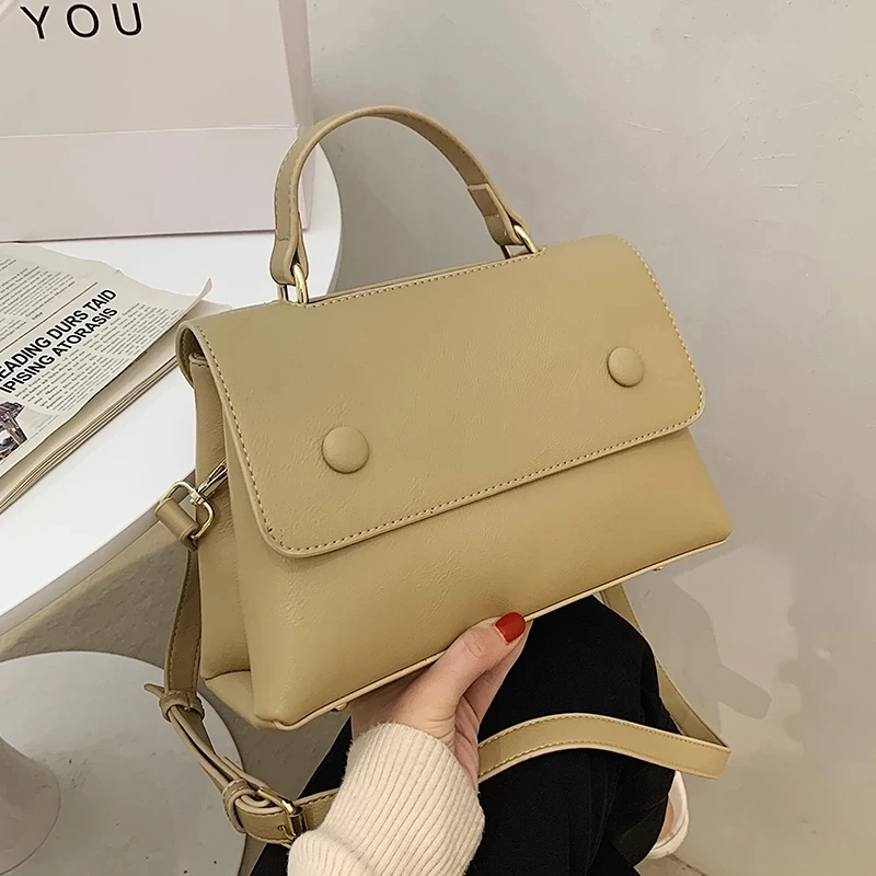 

Simple and fashionable small flap shoulder bag messenger bag women's 2022 summer handbag women's new brand travel bag
