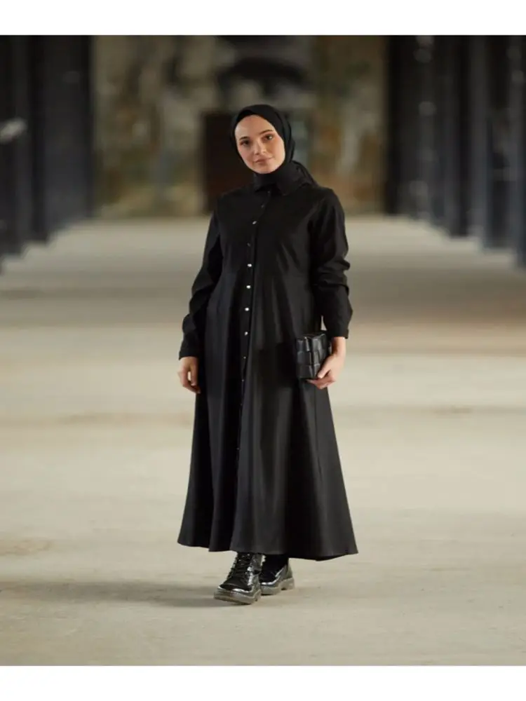 

Buttoned Leather appearance Boy Dress Maxi Length Minimal Design Dubai Kaftan Abaya Fashion 2021 Sonabah Winter Muslim Turkey