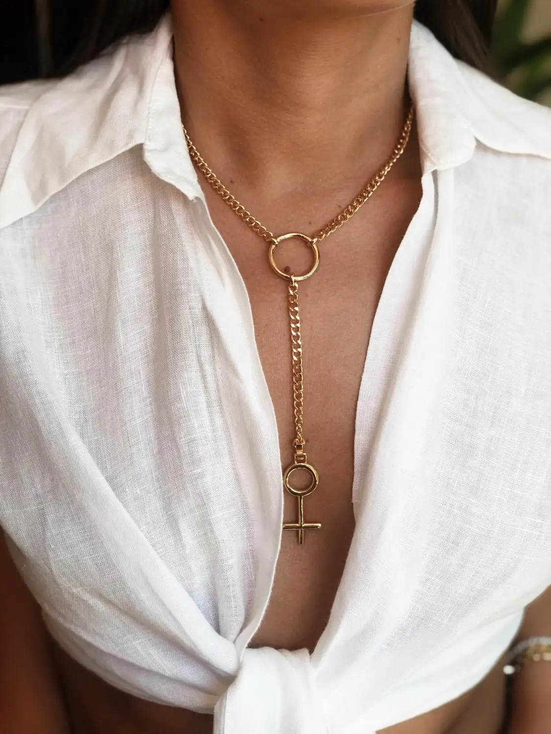 

GULCE DERELI, VENUS SYMBOL CHARM, CHARM NECKLACE, THREE WAY CHAIN NECKLACE, GIFT BOX, GOLD/SILVER PLATED