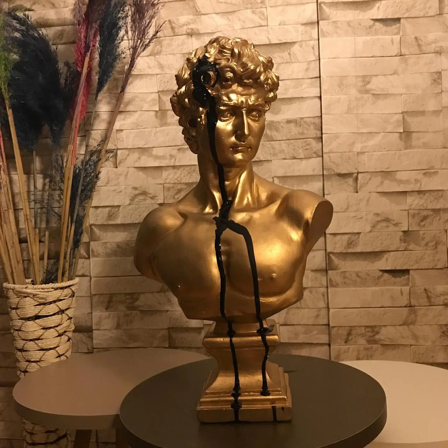 

SIBUART/GREEK MYTHOLOGY/DAVID SCULPTURE/GOLD/AKITMA