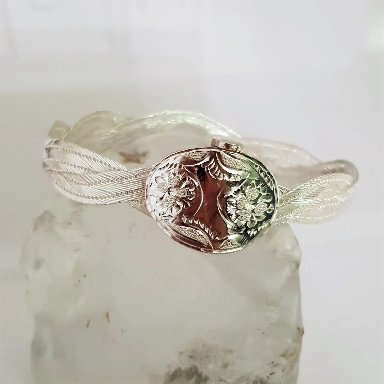 

925 Sterling Silver Three Rows Double Helix Modern Wire Mesh