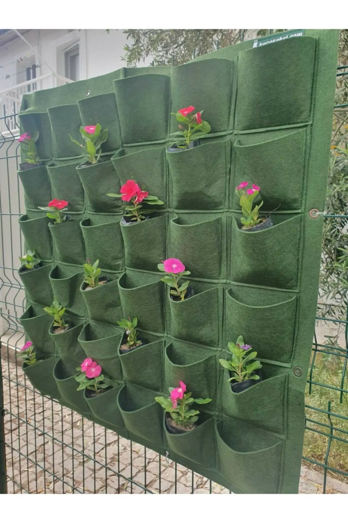 

Keçe Saksı 100 Cm X 100 Cm 36 Saksılı Keçe Duvar Saksısı Yeşil