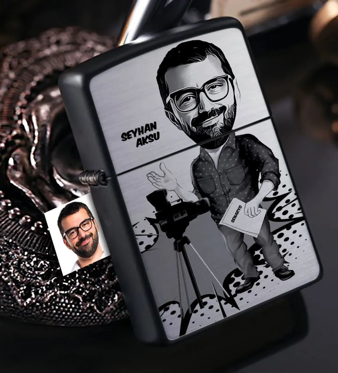 

Personalized Mr Director Caricature Of Gasoline Black Metal Cigarette lighter-1