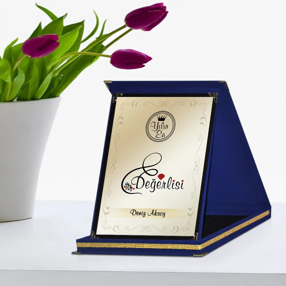 

Personalized Year Valuably Navy Blue Plaque Award