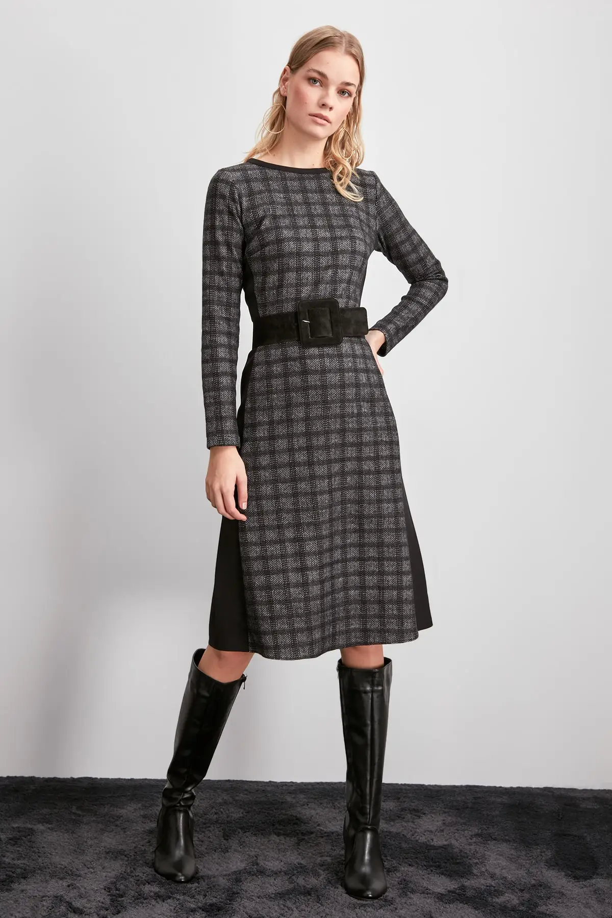 Trendyol трикотажное платье в клетку TWOAW20EL2106|Женские платья| |
