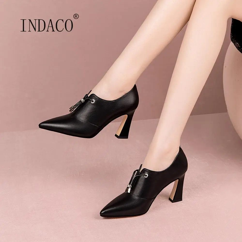 

Женские ботинки; Осенняя обувь для женщин; Ботильоны из натуральной кожи; Цвет черный, бежевый; Высокий каблук 8 см