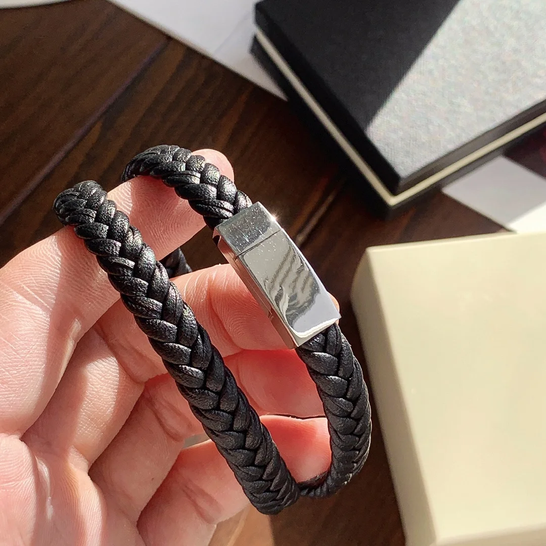 

Luxury Jewelry Stainless Steel Bracelet Men Bracelet Gift Wholesale Bulk