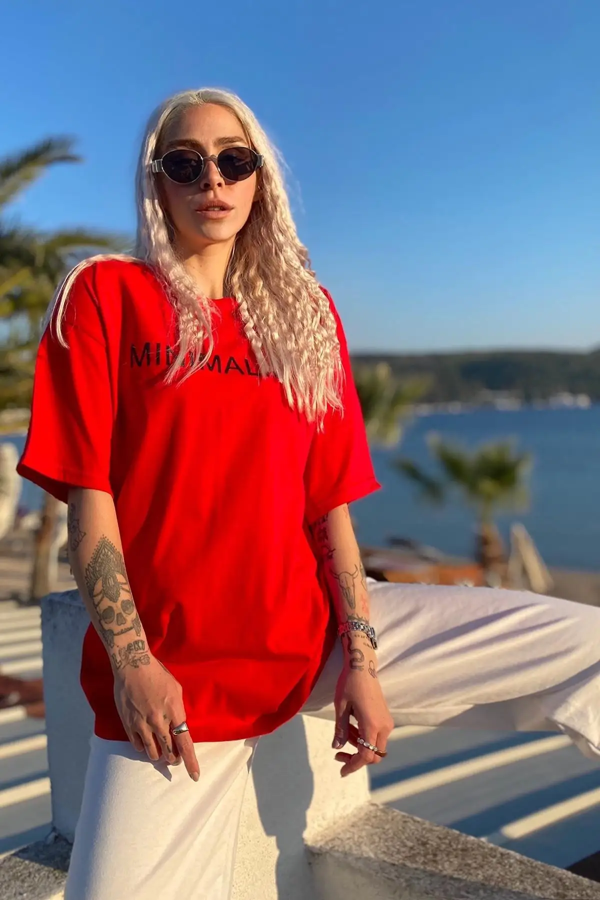 

Women's White Minimalist Printed Bike Collar Tshirt Women Clothing Women 'S fashion 2021 Spring Summer Collection
