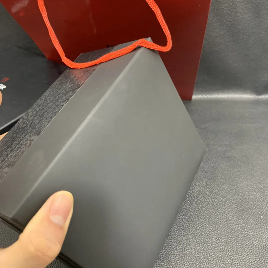 

High-quality branded watch Box