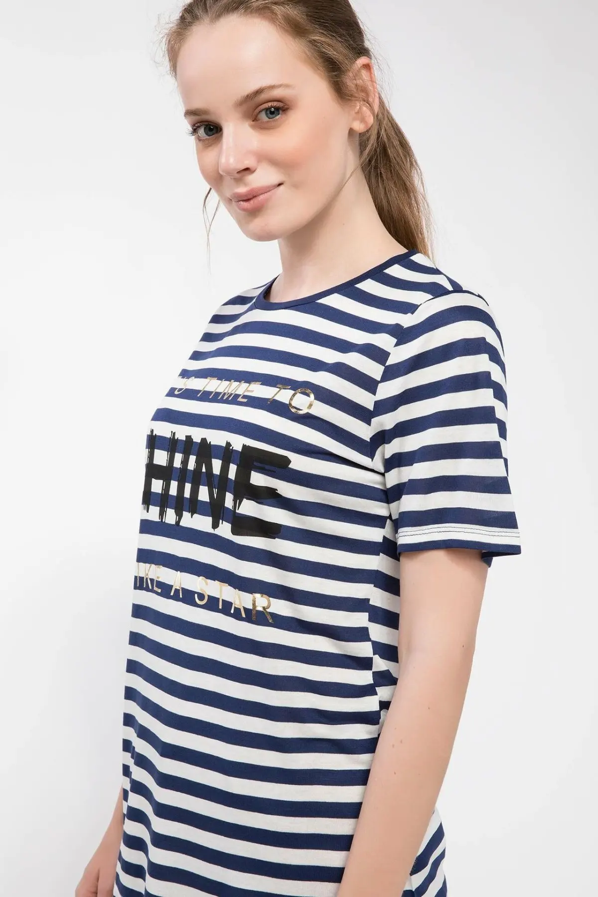 Дефакто белая синяя полосатая Женская длинная футболка трикотажная с коротким