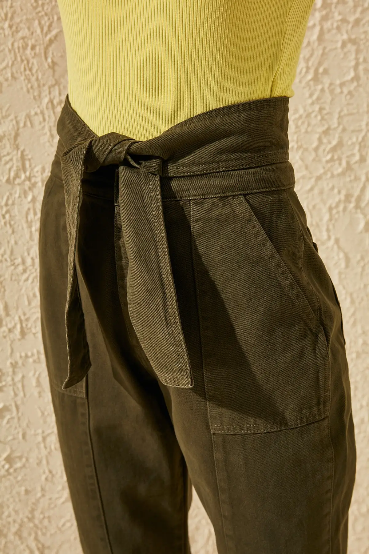 Джинсы с высоким воротом и поясом TWOAW20JE0303 |