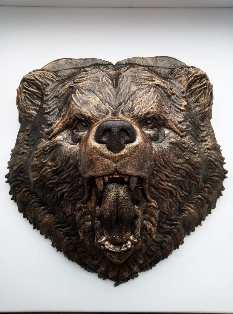 Купить голову на стену. Голова медведя. Голова медведя на стену. Голова медведя барельеф. Панно медведь.