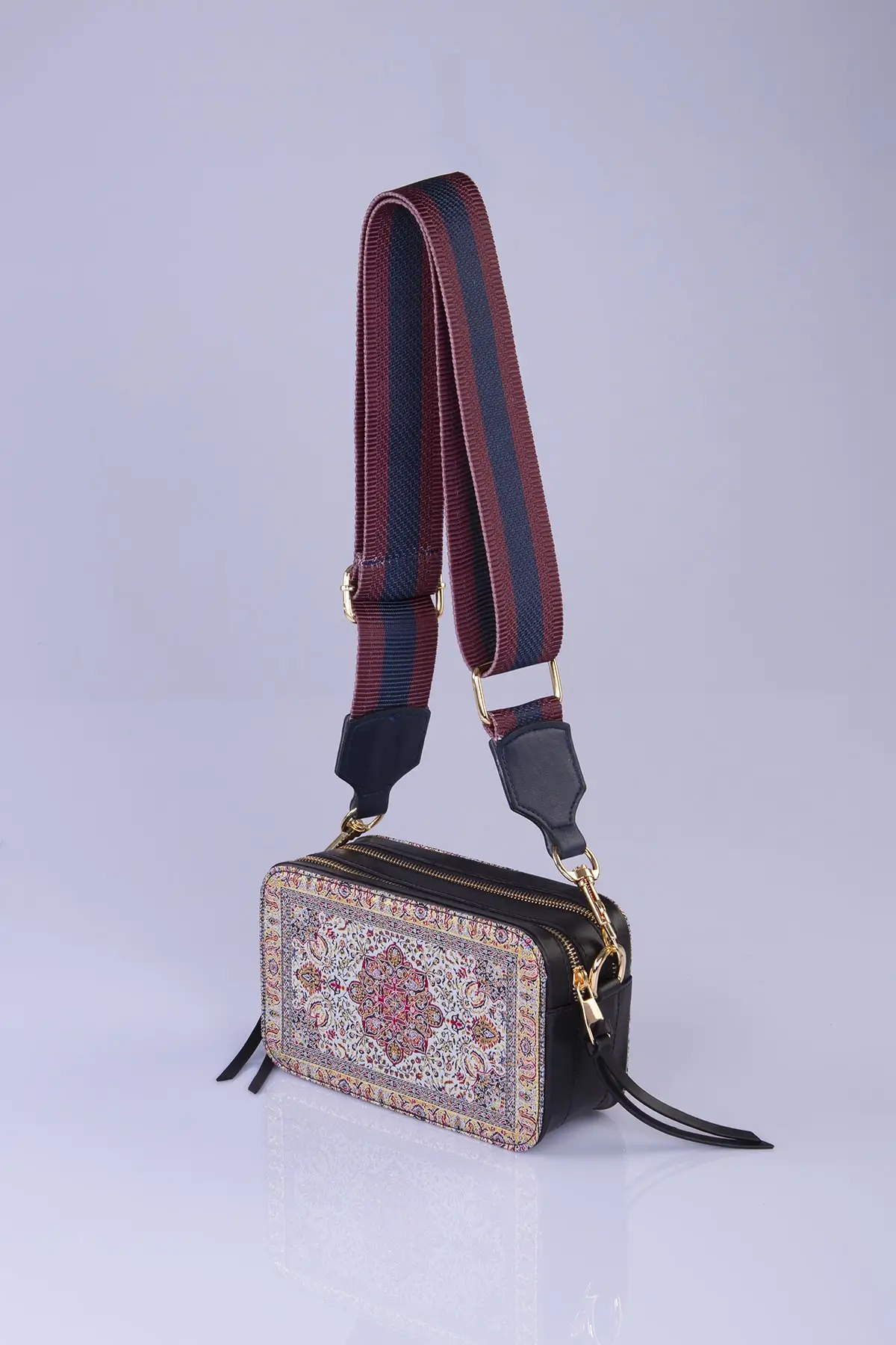 

Women Rug Pattern Woven Sport Shoulder Bag Two Pockets Hand and Shoulder Bag famous Fashion Design New Model Luxury Handbag 2021