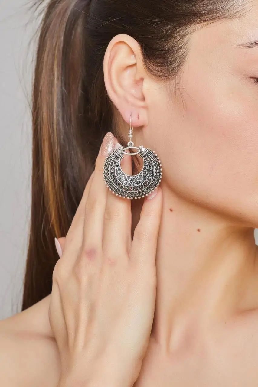 

Embossed Ottoman Motif Earrings new season modern design for women girls fashion jewelry