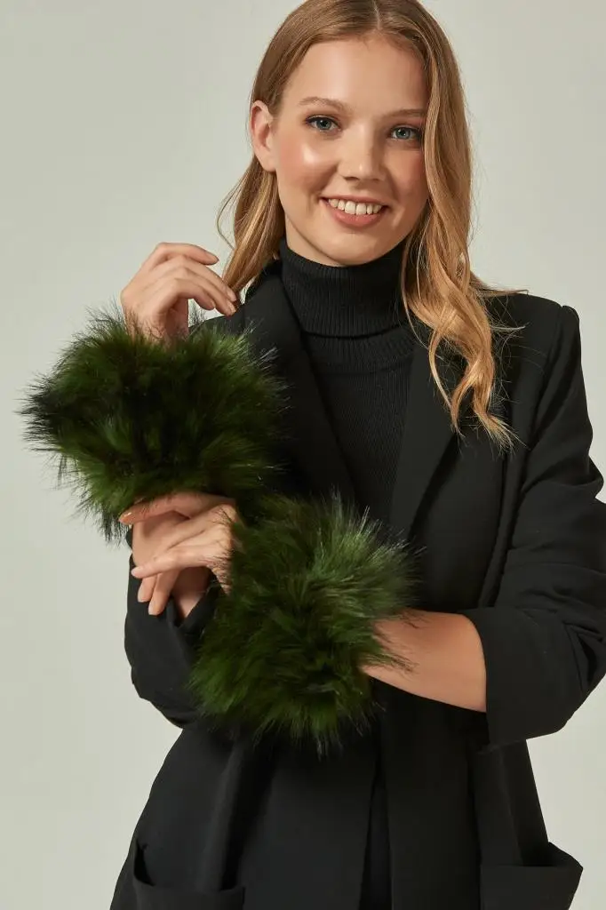 11314-1 зеленый черный меховой нарукавник | Дом и сад