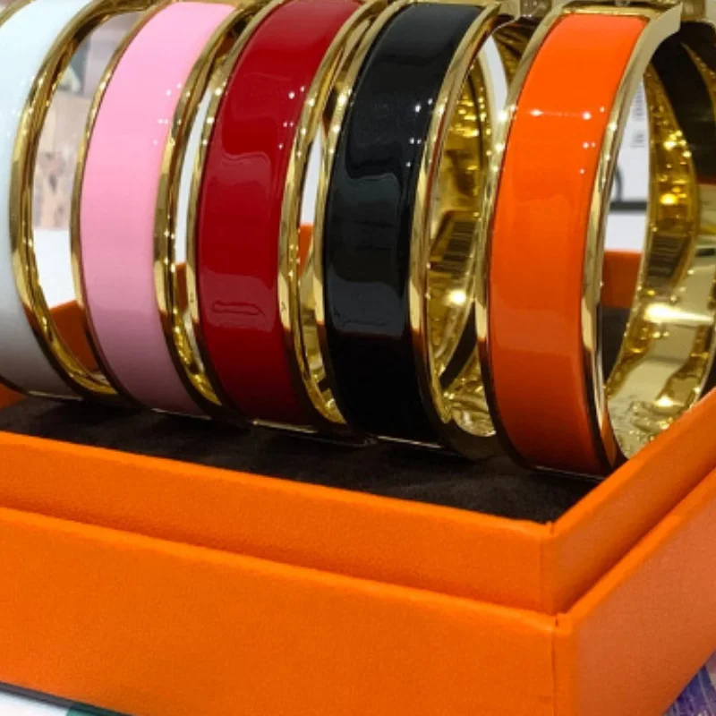 

Hot Selling Brand Bracelet 18k Rose Gold Men and Women Enamel Couple Letter Bracelet Luxury Jewelry Stainless Steel Bracelet