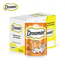 Лакомство для кошек Dreamies подушечки с курицей, 10 шт по 30г