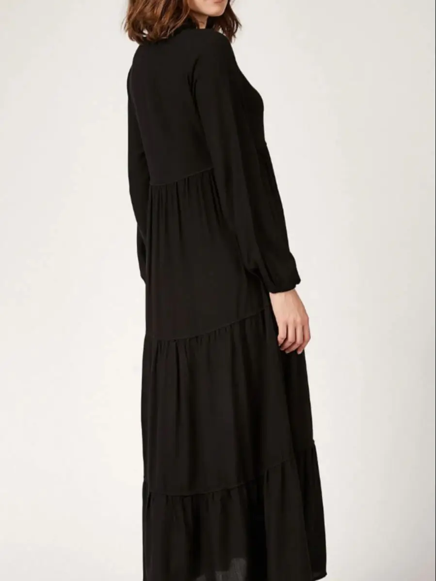 

Backl Tesettr Elbise