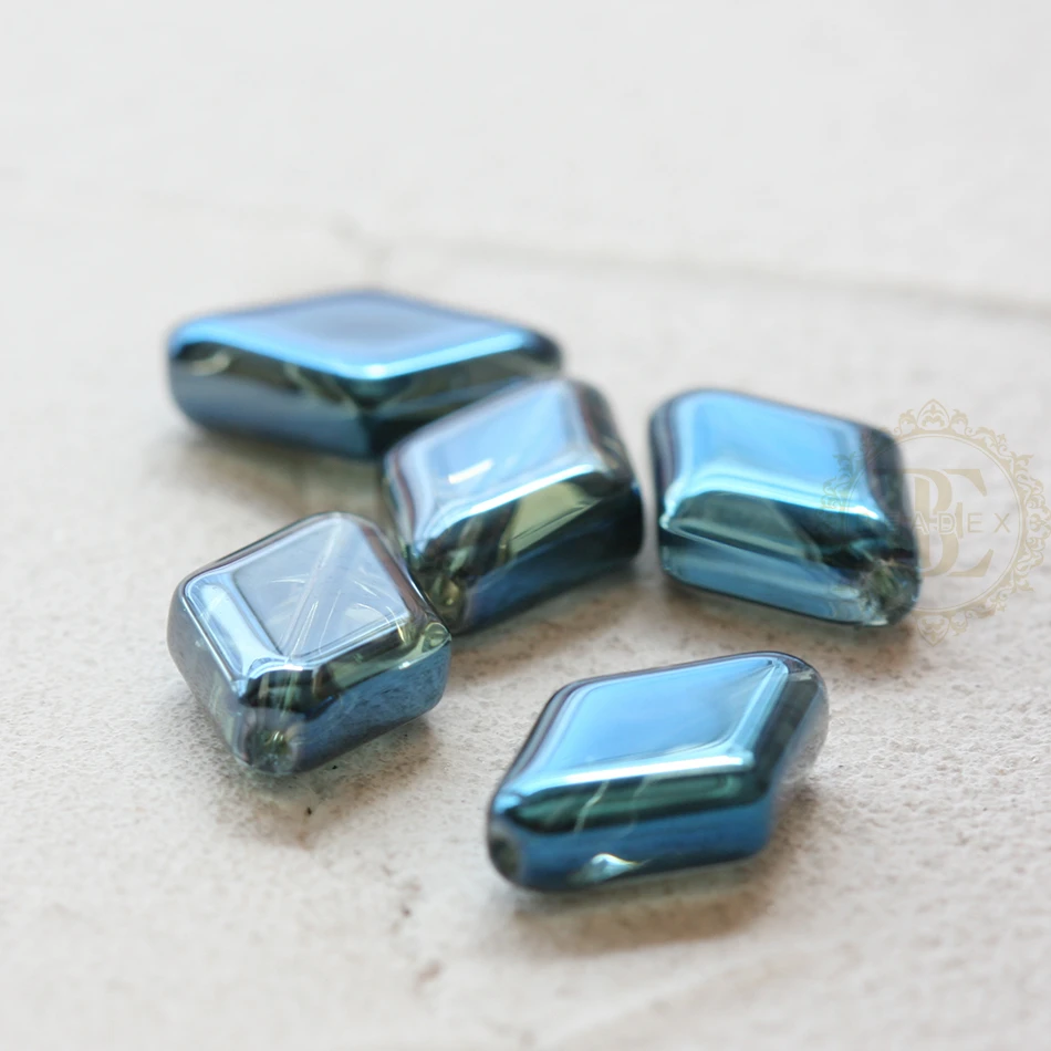 30 шт покрытые хрустальные бусины-ромб 15x10 мм (G356)