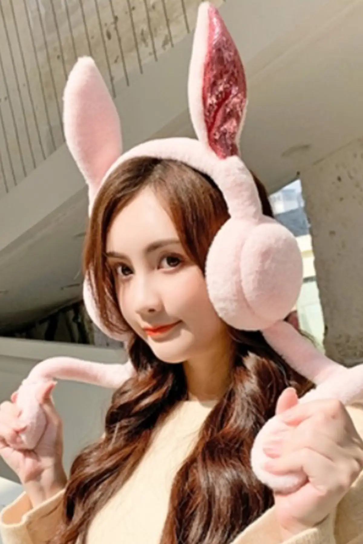

YOYOSO Ears Moving Rabbit Earphone Pink