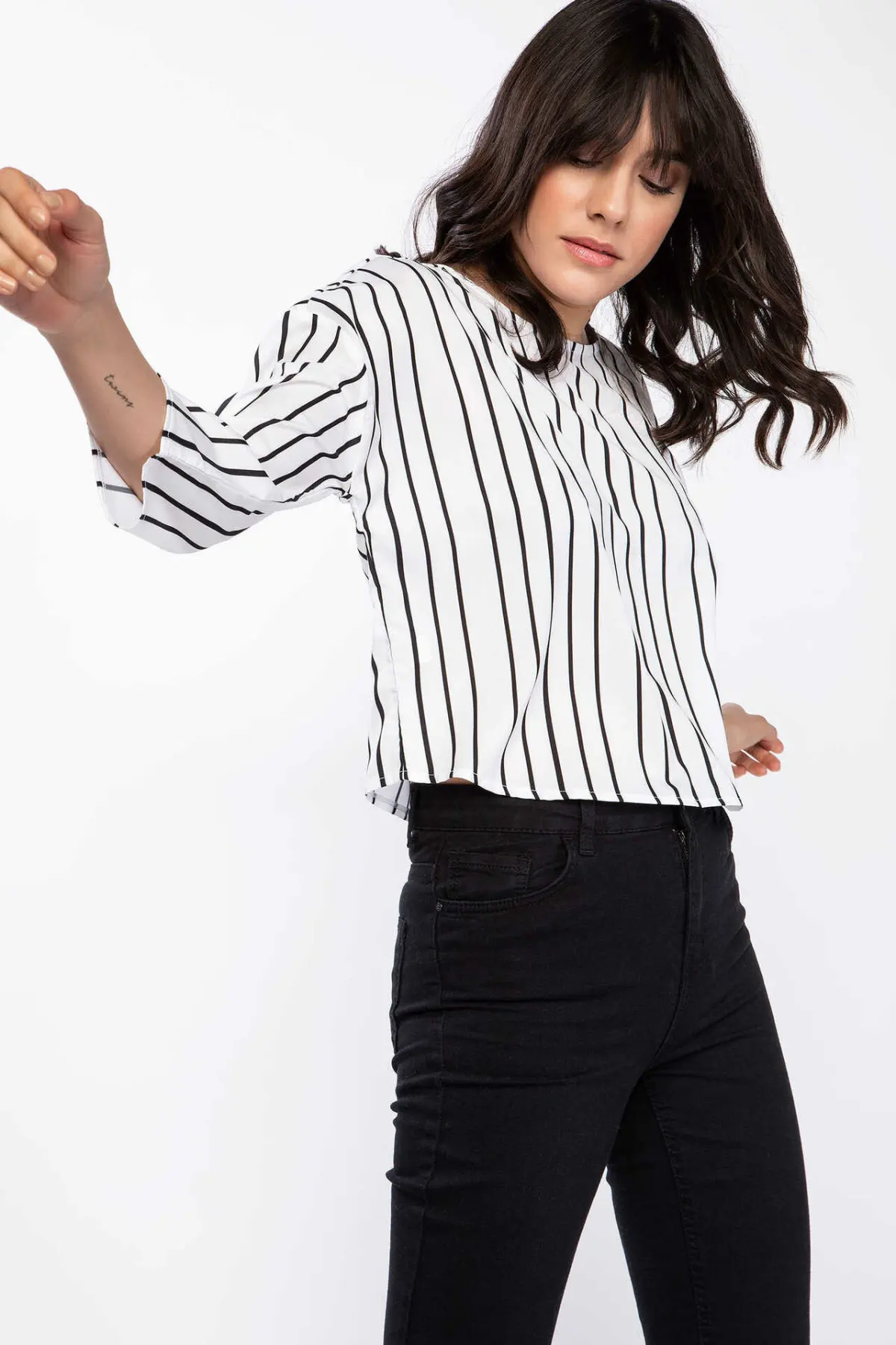 Дефакто женская блузка с длинным рукавом белая черная полосатая рубашка красная