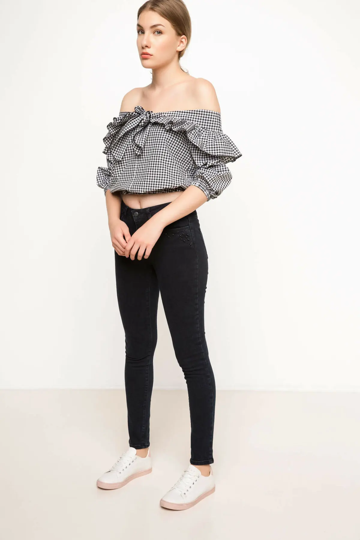 DeFacto Летняя женская блузка с открытыми плечами и оборками женские модные