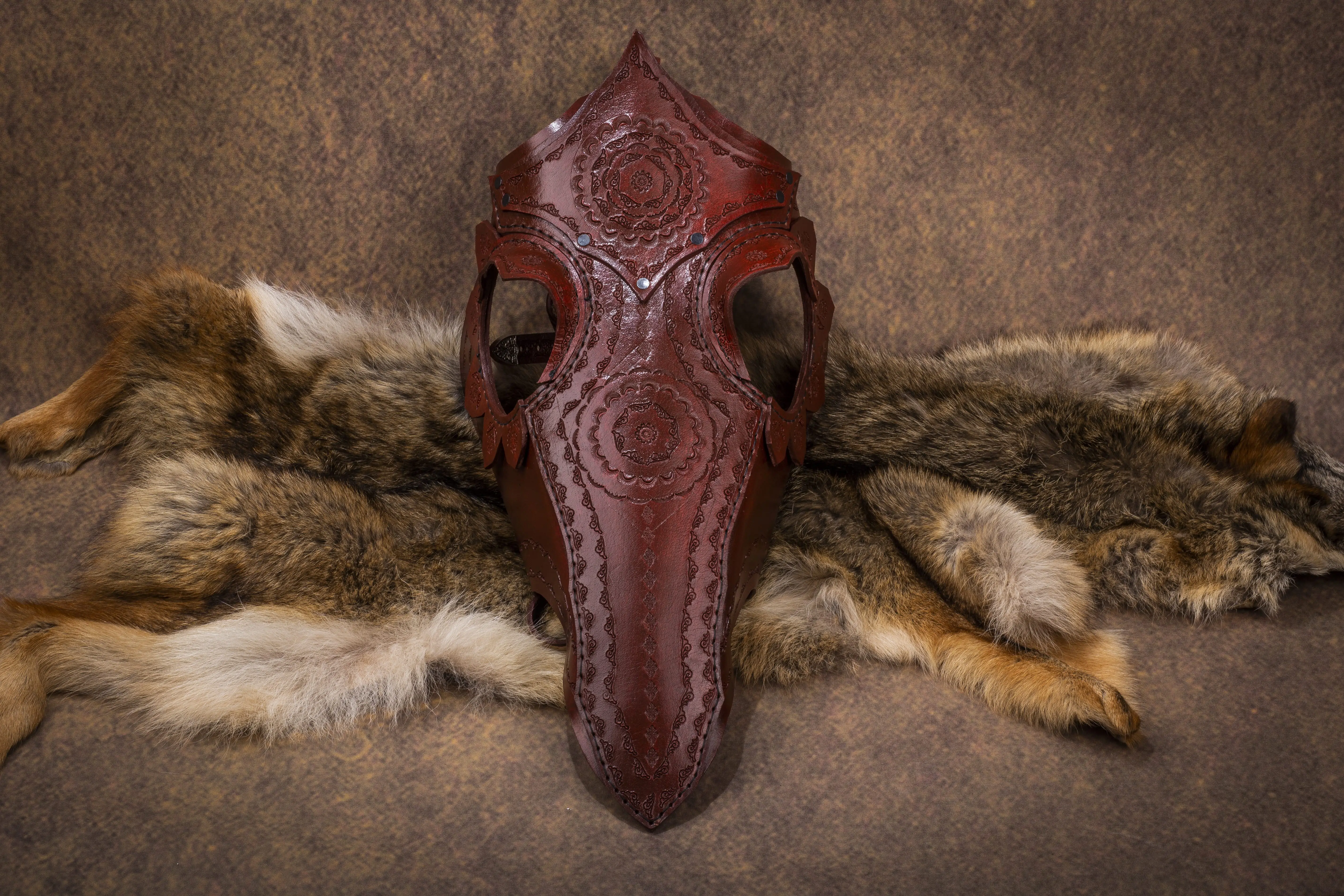 Кожаный костюм с лошадью броня нагрудник уздец головной убор воин лошадь tack |