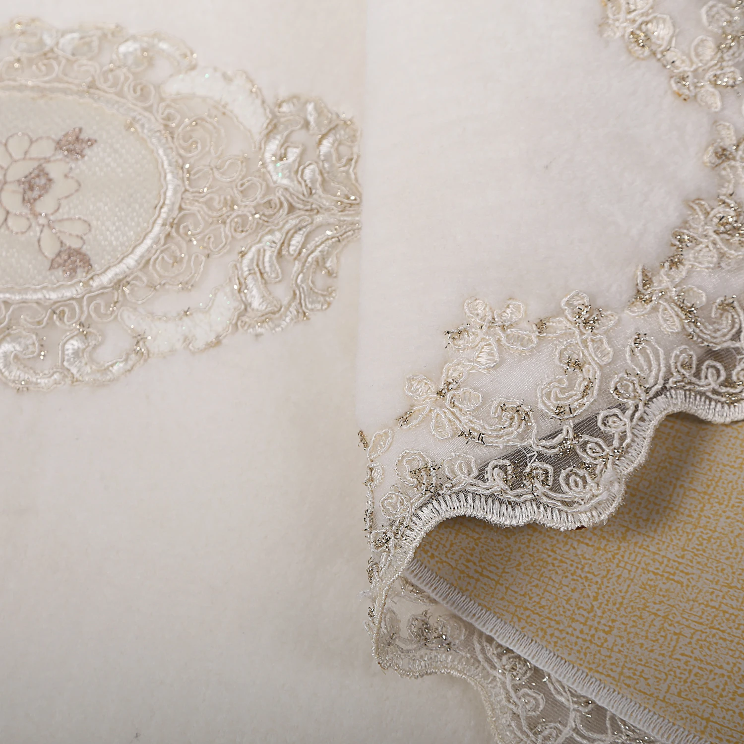 Offerte Bonny Home Lisa Rettangolo Bianco 2 Pezzi Tappetino Da Bagno In Peluche Di Pizzo Francese Set Di Tappeti Lavabili In Lavatrice A Base Di Cuoio Antiscivolo