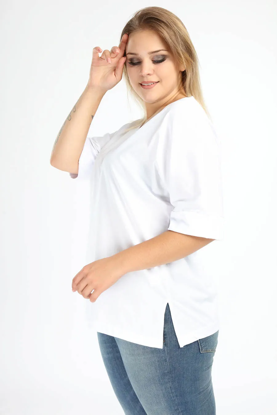 

Angelino Byk Beden V Yaka Duble Kol T-Shirt %70 Cotton %25 Polyester %5 Liycra 2557