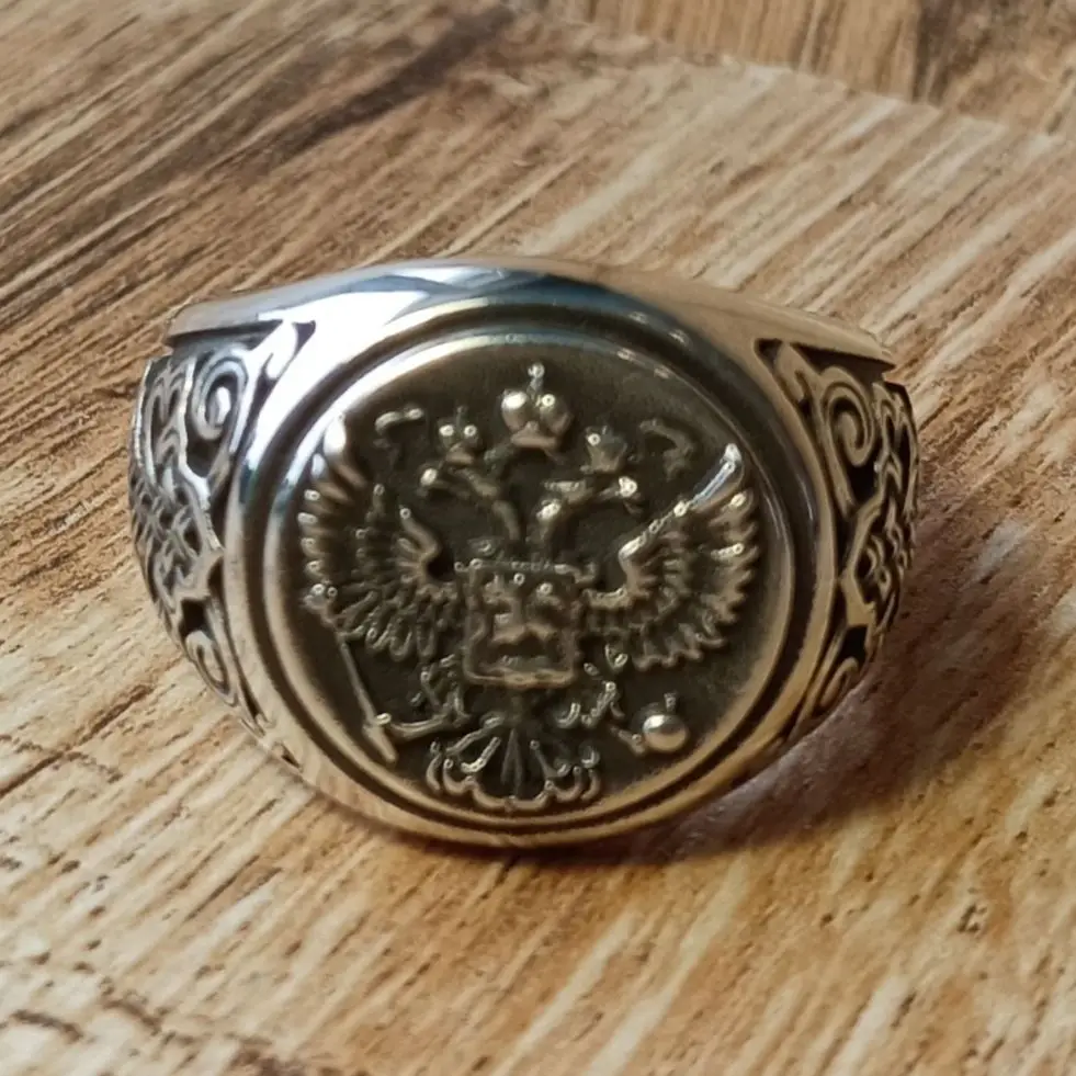 Серебряный перстень