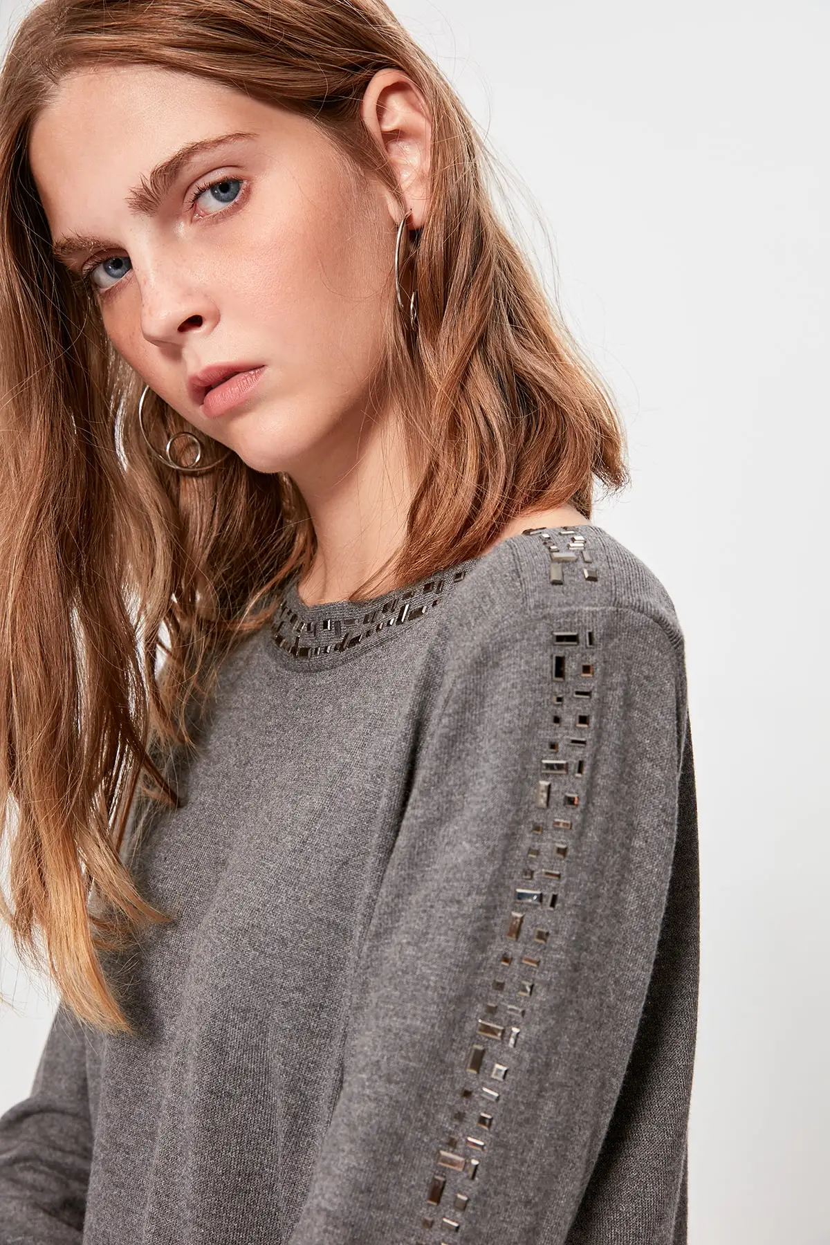 Trendyol серый Colar Stone свитер TWOAW20KZ0769| |