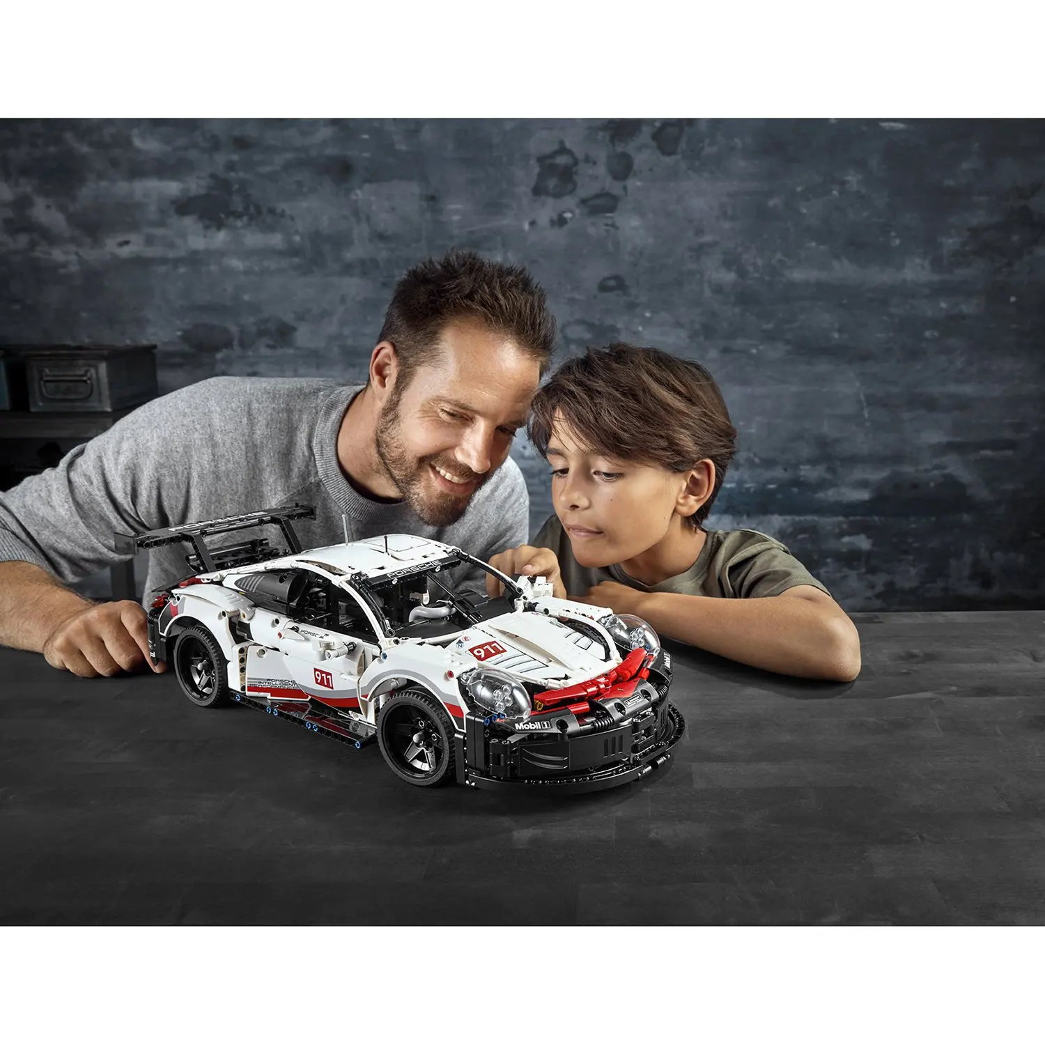 Конструктор LEGO Technic Porsche 911 RSR 42096|Блочные конструкторы| |