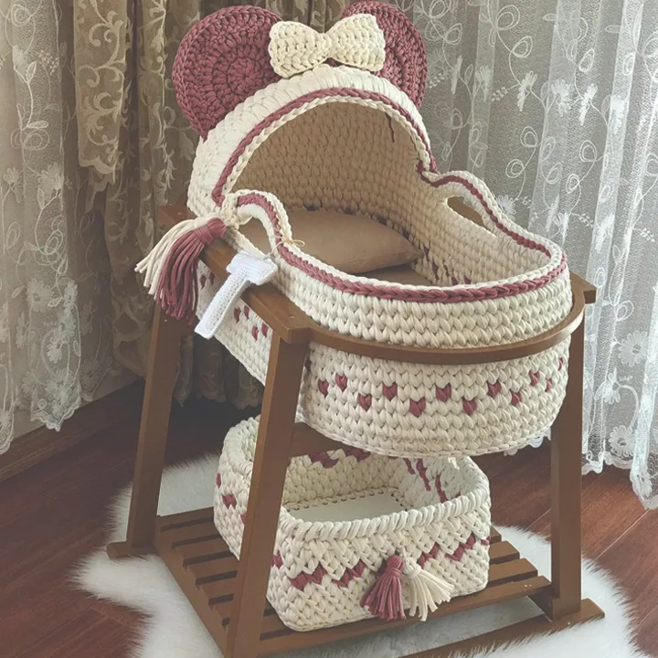 

Детская корзина с Моисеем