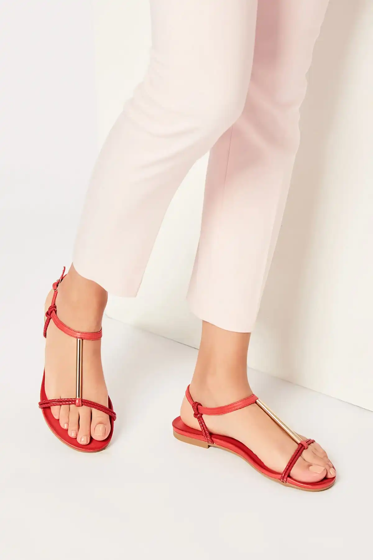 Женские босоножки темно синего цвета из натуральной кожи с жемчугом Коллекция