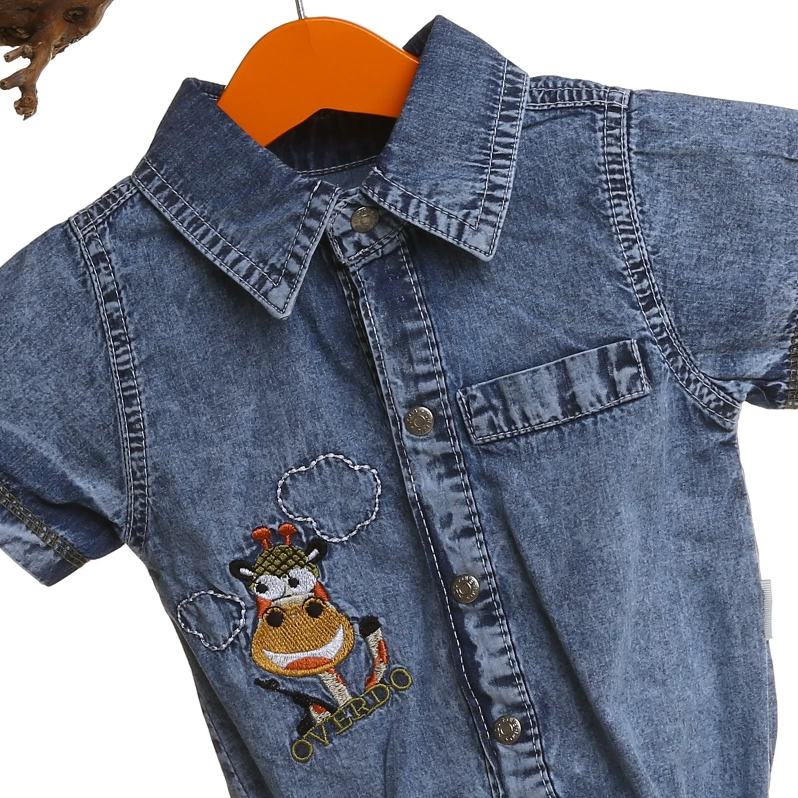 Джинсовый комбинезон с короткими рукавами и вышивкой ebek Overdo |