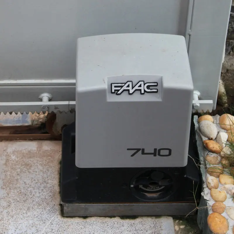 Комплект автоматики FAAС 740 KIT + Пульты SLH с приводом E для откатных ворот весом до 500