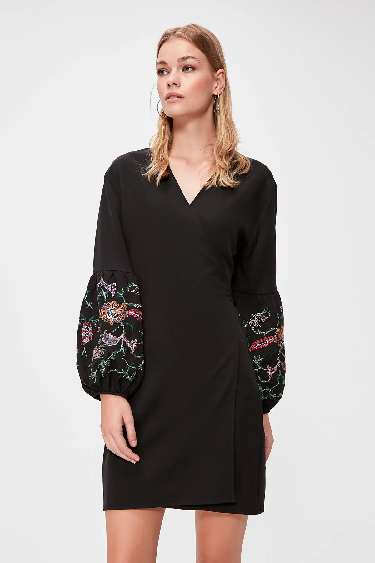 Платье с вышивкой TWOAW20EL1765 | Женская одежда