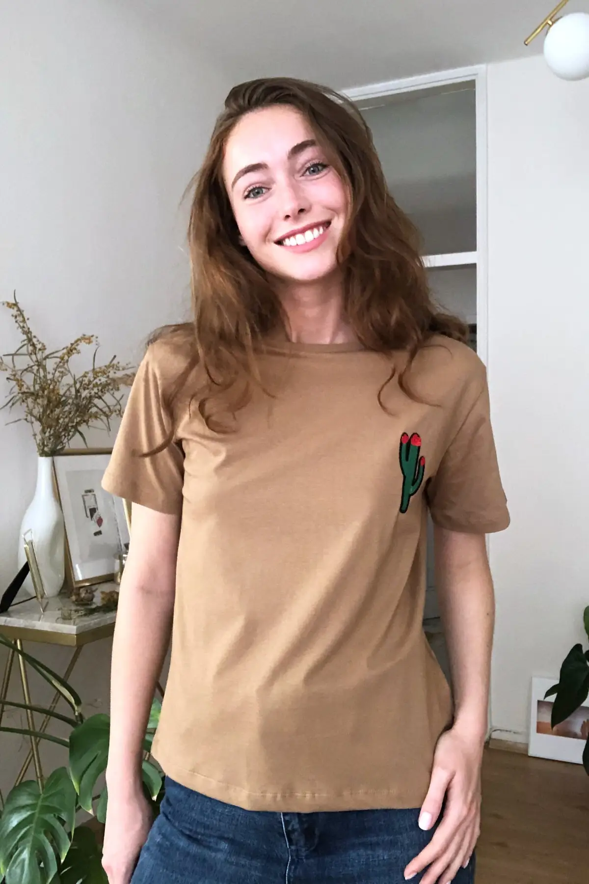 Белая трикотажная футболка с вышивкой в виде кактуса TWOSS19IS0098|Футболки| |