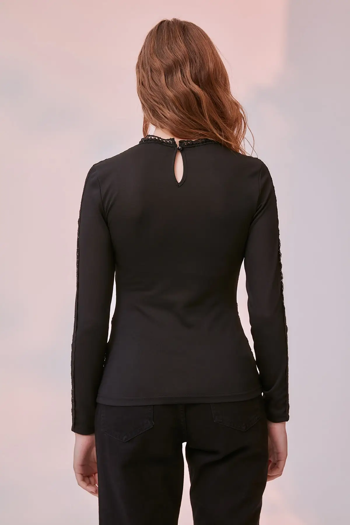 Черная трикотажная блузка с рюшами TWOAW20BZ0334|Блузки| |