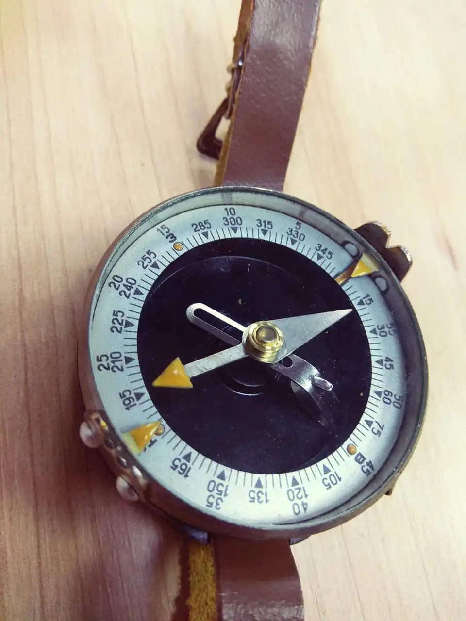 военный армейский наручный компас Адрианова оригинал СССР | Спорт и развлечения