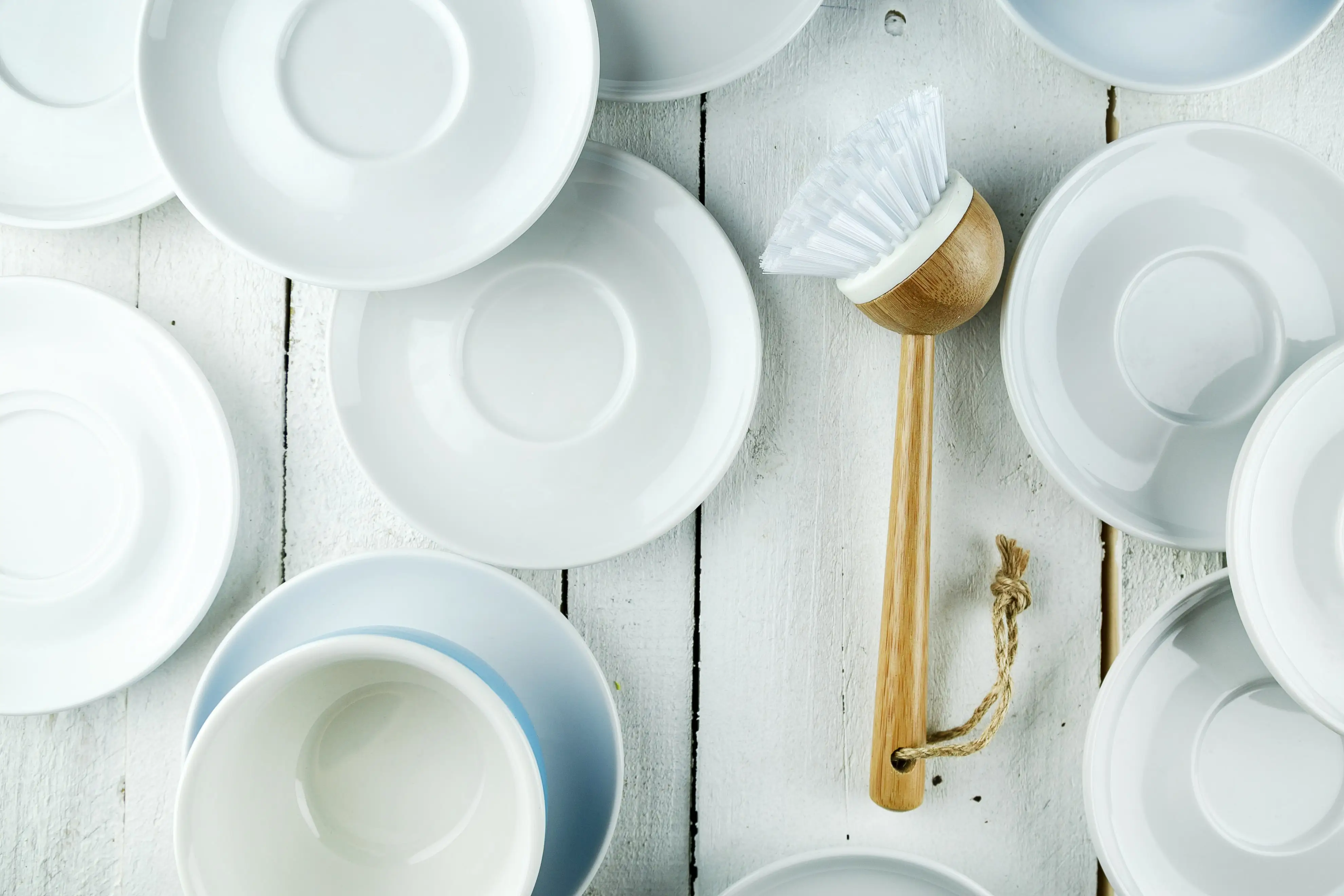 Скромная бамбуковая щетка для посуды | Дом и сад