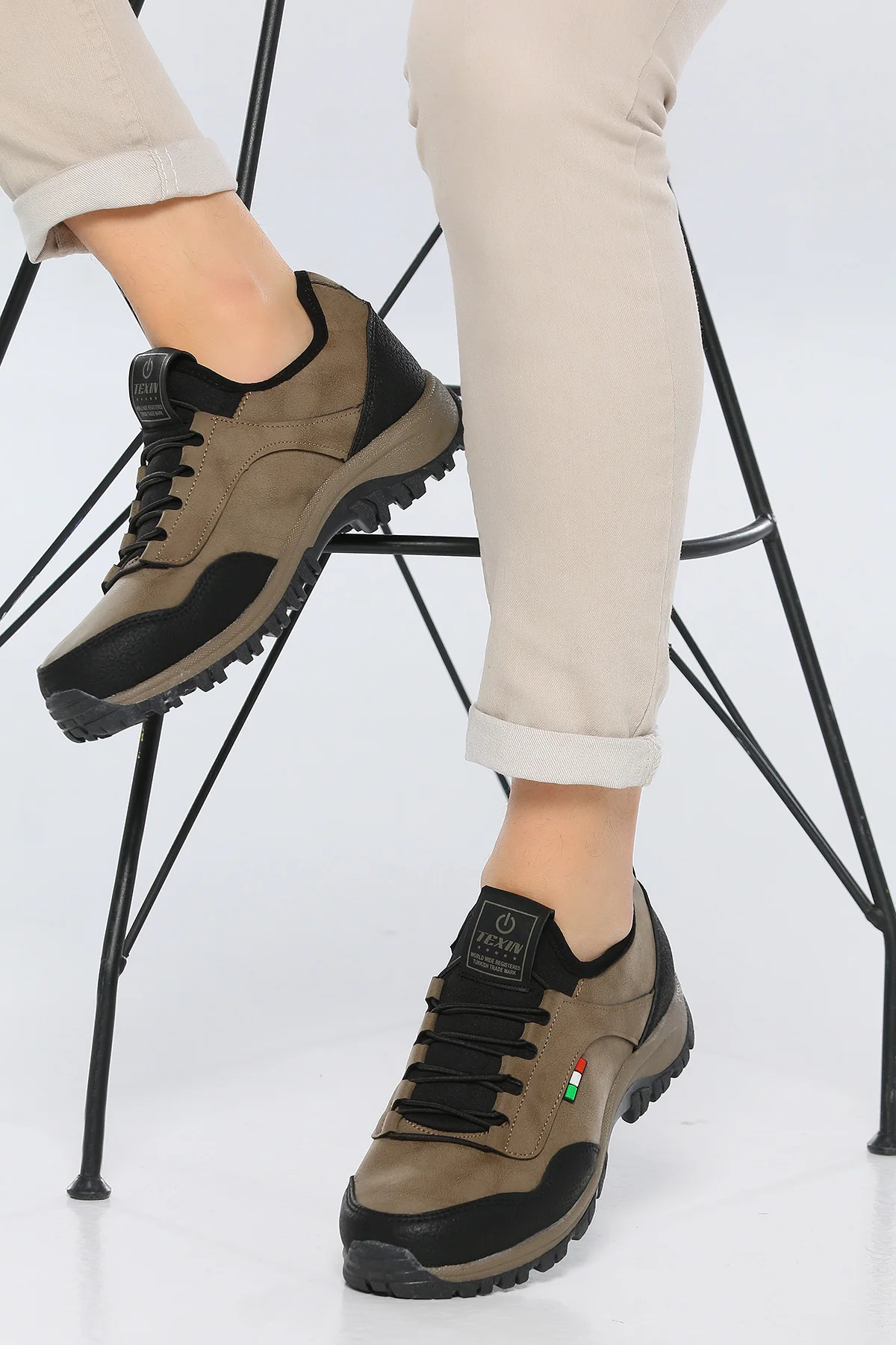 

2021New Arrival Classics Style Men Hiking Shoes Lace Up MenSport Shoes Outdoor Jogging Trekking Sneakers,men shoes,free shipping